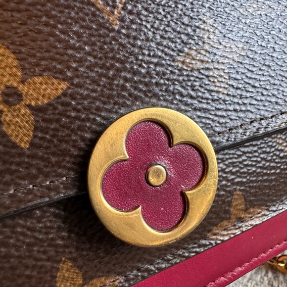 Price is FIRM*Louis Vuitton WOC Monogram Flore - Picture 3 of 16